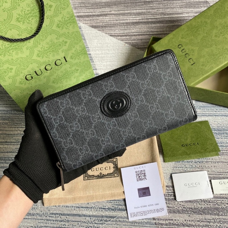 Gucci Wallets 43